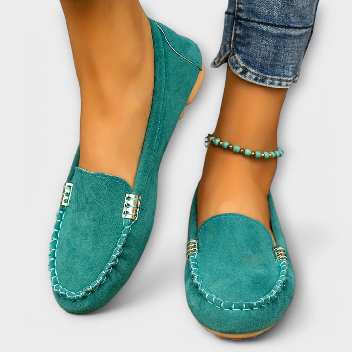 Sabrina - Classic Moccasin