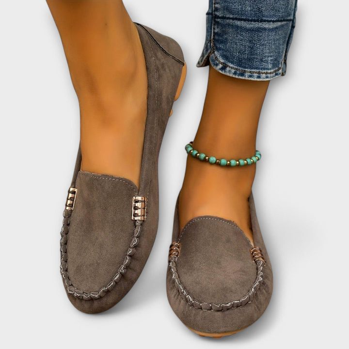 Sabrina - Classic Moccasin