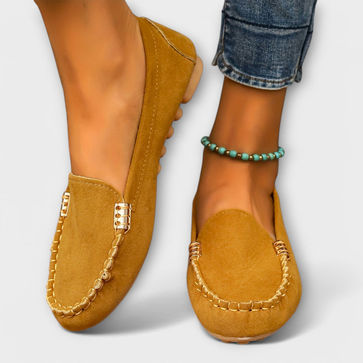 Sabrina - Classic Moccasin