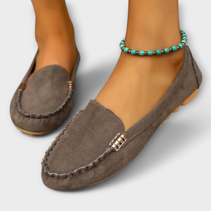 Sabrina - Classic Moccasin