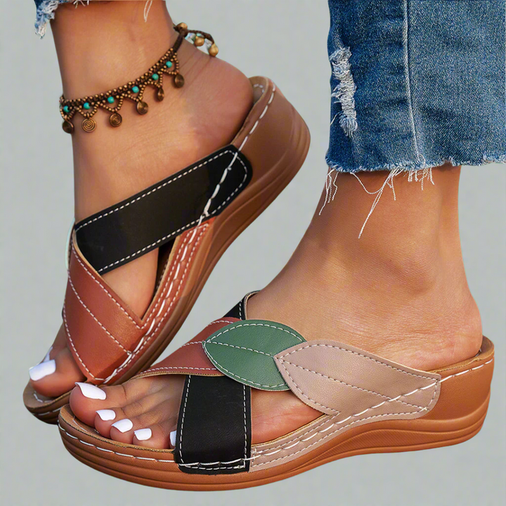 Nina | Sandales compensées artisanales en matériaux de qualité supérieure