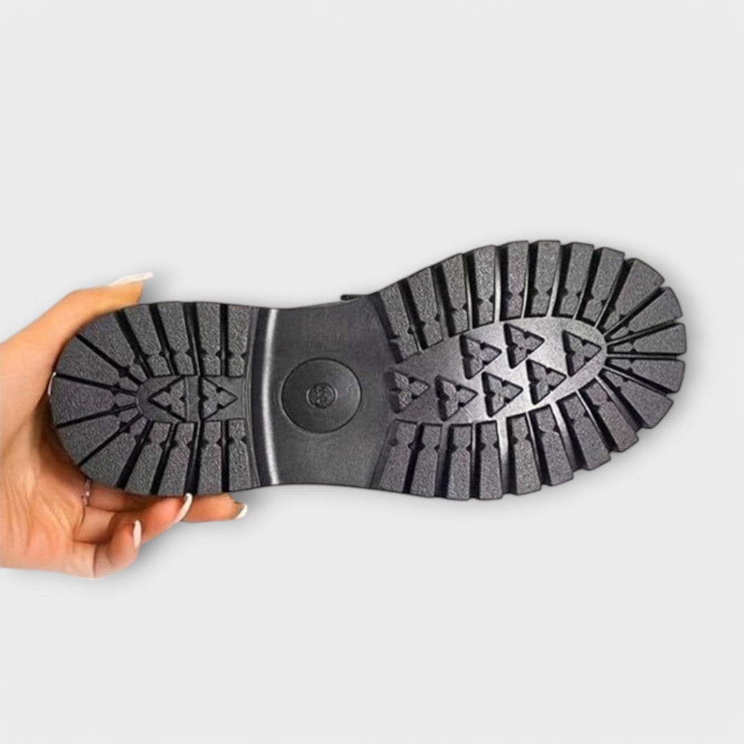 Alisa - Classic Moccasin