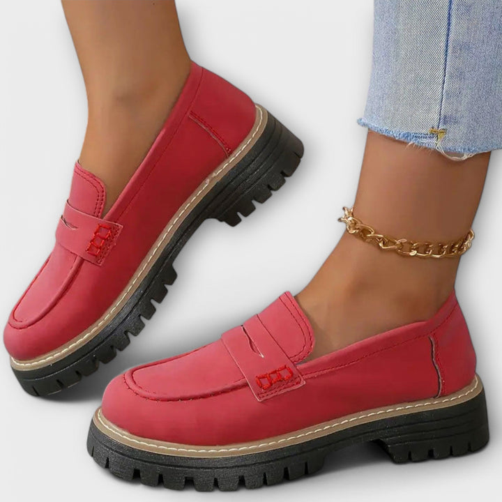 Alisa - Classic Moccasin