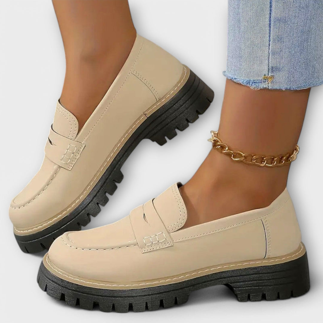 Alisa - Classic Moccasin