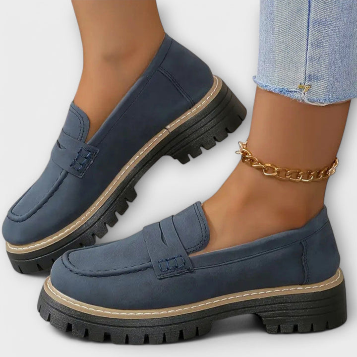 Alisa - Classic Moccasin